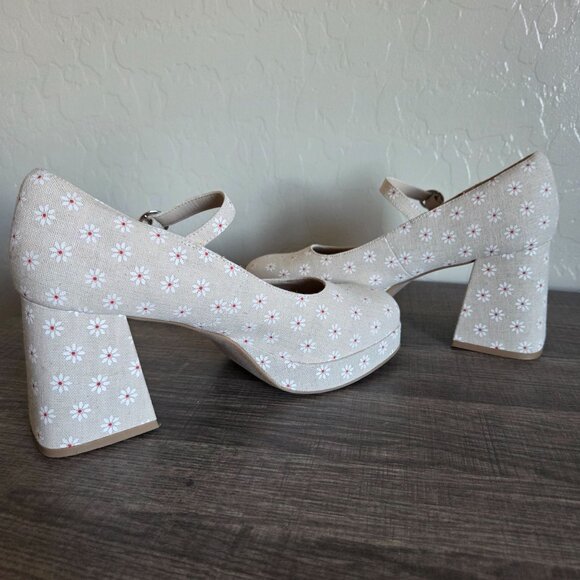 Madden Girl Mantel Mary Jane Platforms Daisy Print Chunky Block Heels Beige 9.5 - Picture 7 of 12